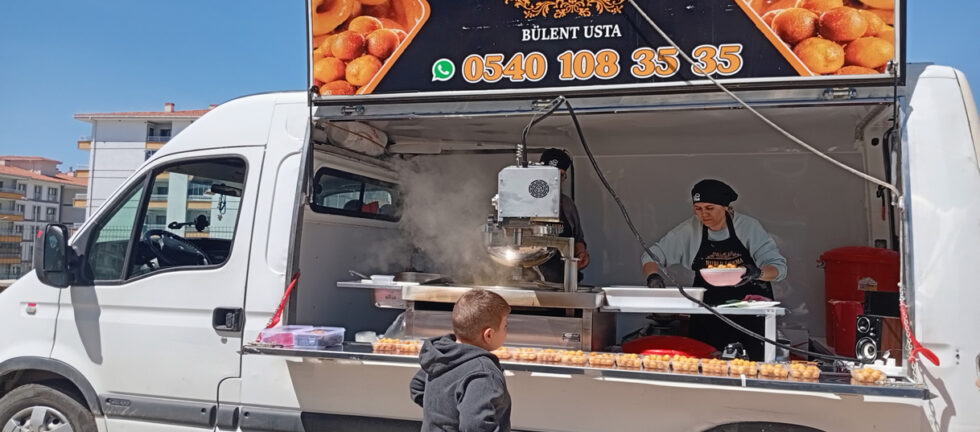 manisa da lokma firmaları içinde bulunan Nurlu Lokma Kalite den asla taviz vermez